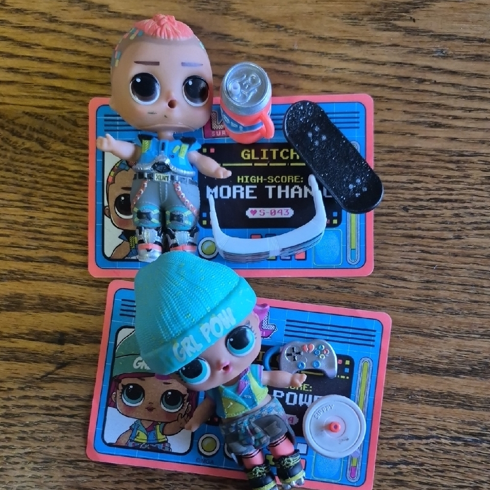 LOL Surprise Skateboard Duo - Aqua, Pink & Black